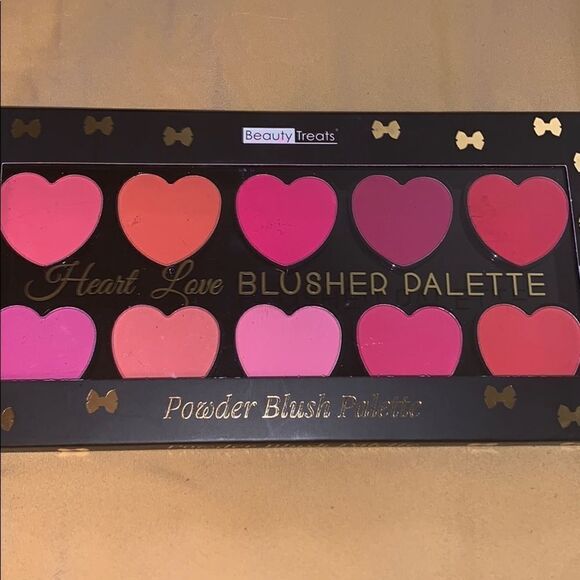 Hearts love blusher palette - Picture 2 of 2